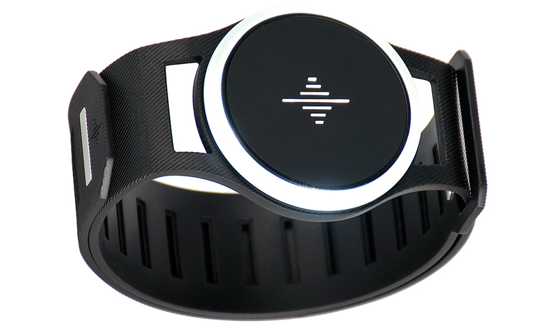 Illustration for article titled This Wristband's Tactile Vibrations Let Musicians Silently Keep the Beat